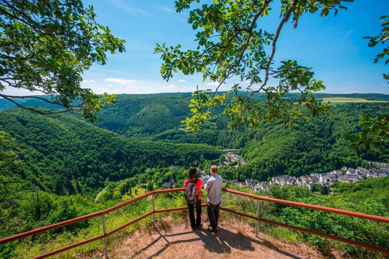 Haus Am Berg Villa Бад Бертрих Екстериор снимка