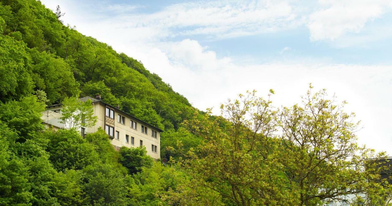 Haus Am Berg Villa Бад Бертрих Екстериор снимка
